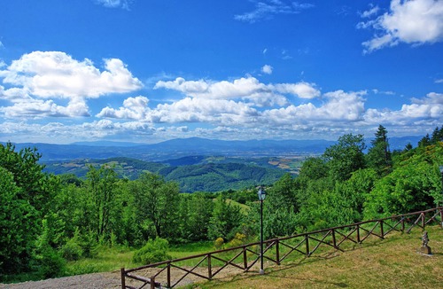 Monte Santa Maria Tiberina Villa | BORGO MONTE CEDRONE.