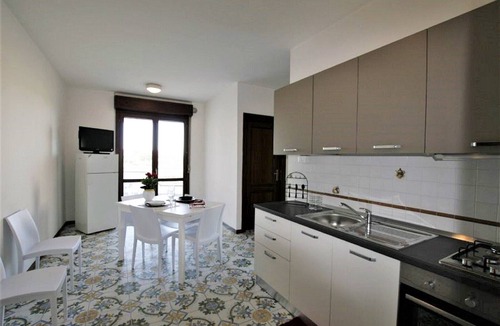 Villa Rosa Apartment | Coastal Comfort Stay in Villa Rosa