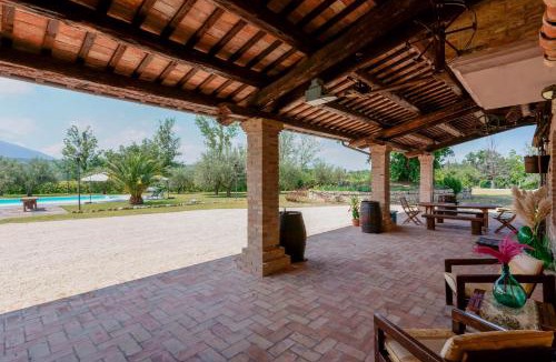 Campli Villa | Italian Dream Villa - Pool, Spa & Wine