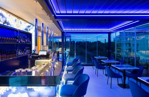 Universita Hotel | J Maluni City Hotel