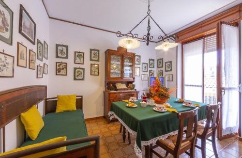 San Matteo Apartment | Jasmine