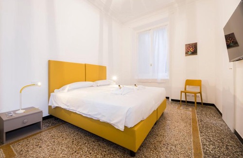 Pre Apartment | JOIVY Spacious 5-Bedroom Flat with Balcony in Central Genoa