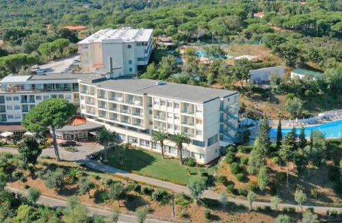 Naregno Hotel | JR Resort Elba International