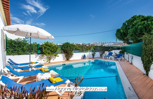 Castelo Villa | Julieta - Villa walking distances to São Lourenço beach and private pool