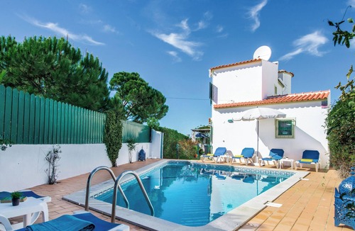 Castelo Villa | Julieta - Villa walking distances to São Lourenço beach and private pool