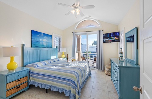 Coury House | Key Colony Oasis - Waterfront 5BR + Private Pool