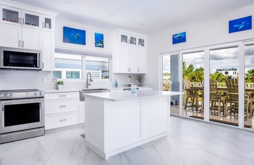 Sands House | Keys Breeze | 2 bedroom, 2 bath canalfront home