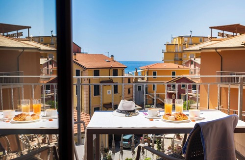 Deiva Marina Apartment | Kriss Apartments