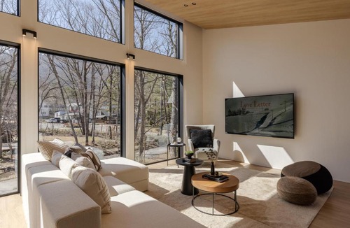 Hokujo Ski Chalet | Kuro Hakuba