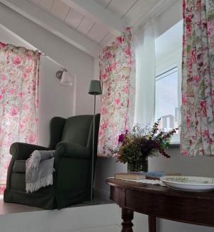 Dernice Bed & Breakfast | Lùlù Guest House