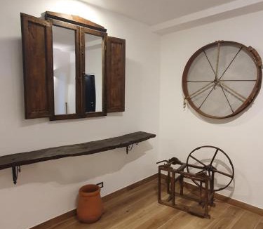 Castiglione d'Orcia Hotel | L'Alberghetto Le Dimore Di Contrasti
