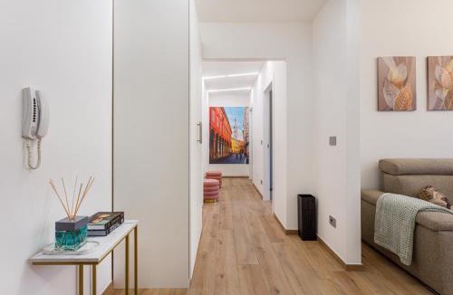 Buon Pastore-Sant'Agnese-San Damaso Apartment | L'angolo della serenità - Elegant Central Apartment with Lift