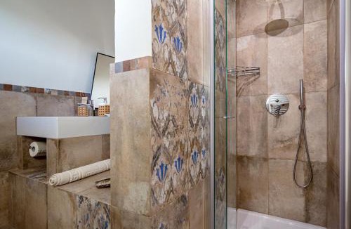 Guzman House | L'ORTIGIANO