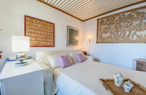 Ameglia Apartment | La Bouganville - accesso a mare privato