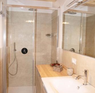 Urbania House | LA BRAVERIA