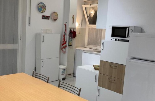 San Bartolomeo al Mare Apartment | La casa a due passi dal mare