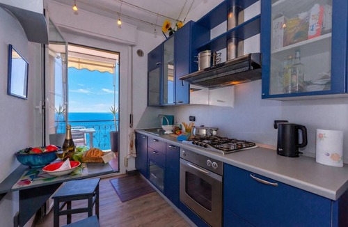 Capo Mimosa-Rollo Apartment | La Casa al Sole - beautiful sea view, Cervo, Italy