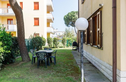 Lido Adriano Apartment | La Casa del Mare 2 Private parking and Wifi