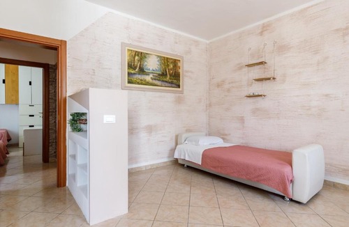 Lido Adriano Apartment | La Casa del Mare 2 Private parking and Wifi