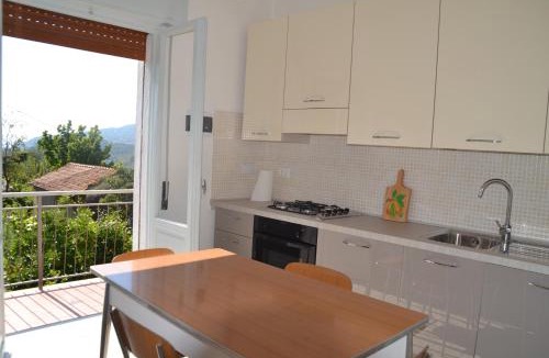 Diano Castello Apartment | La casa del Prussiano
