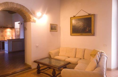 Capranica Apartment | La Casa di Marco, appartamento 120mq senza scale nel centro storico