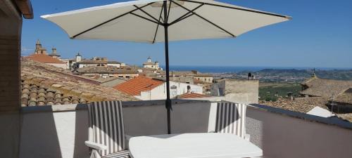 Citta Sant'Angelo Apartment | La Casa sul Corso e la Casa sui tetti
