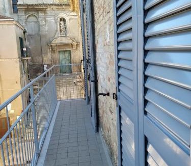 Citta Sant'Angelo Apartment | La Casa sul Corso e la Casa sui tetti