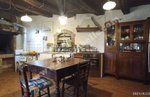 Celleno House | La Casa sul Ponte Nell'antico Borgo di Celleno