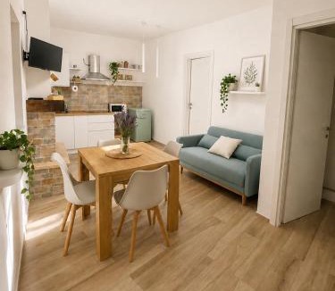 Posticciola House | La casina di Viola