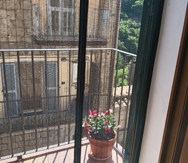 Caprarola House | La casina