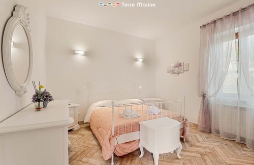 Ricco del Golfo Apartment | La Corte dei ValEmi 2-3, TerreMarine