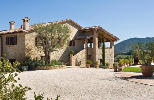 Monterosso Apartment | La Corte del Gusto The Apricot Tree Apartment with infinity pool