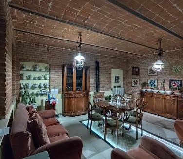 Asti House | La Crota