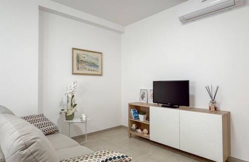 Rocca San Giovanni Apartment | La Dimora del Borgo - Appartamento La Corte