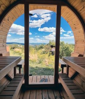 Monteverdi Marittimo Apartment | La Gualda Vecchia alloggi di charme immersi nel Giardino Emozionale, extra outdoor SPA