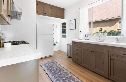 East Los Angeles House | LA Historic Gem Near Major Attractions