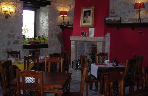 Castel del Monte Hotel | La Locanda delle Streghe - Relais Ristorante