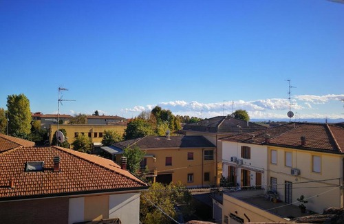 Ravarino Apartment | La Mansardina