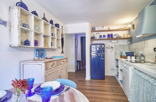 Albenga Apartment | La Medusa Blu - Two Bedroom Apartment, Sleeps 4