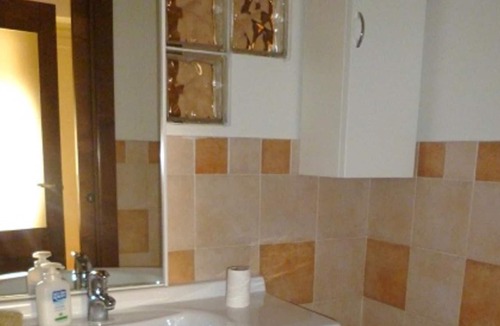 Avenale Apartment | La Panoramica (apartment overlooking the mountains (Catarì))