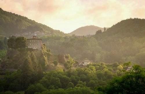Camporgiano Cabin | La Rocca di Camporgiano