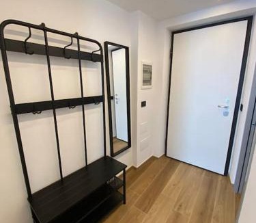 Cuneo Apartment | La scala dei sogni