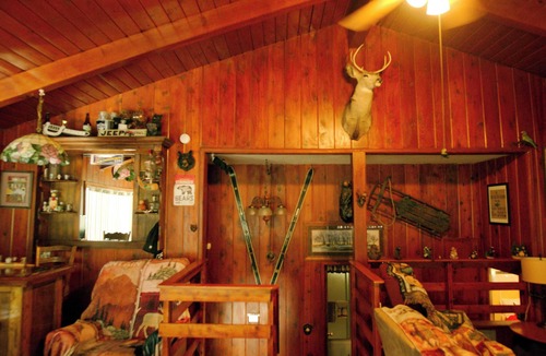 Crestline House | Lake House Getaway - 2 bedroom home in peaceful Crestline with WiFi AC and more!