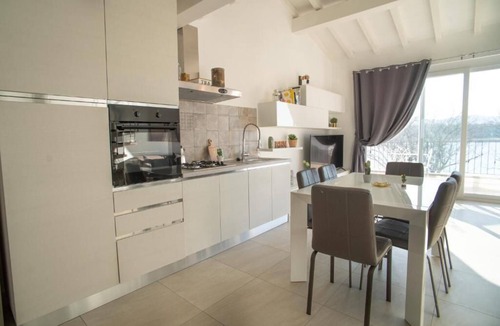 Monterosi Apartment | LAKE HOUSE