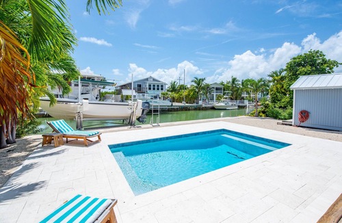 Summerland Key House | Lake It Easy: Relax in This Beautiful 3BR Canal Front Home on Summerland Key, Dockage & Dog-Friendly