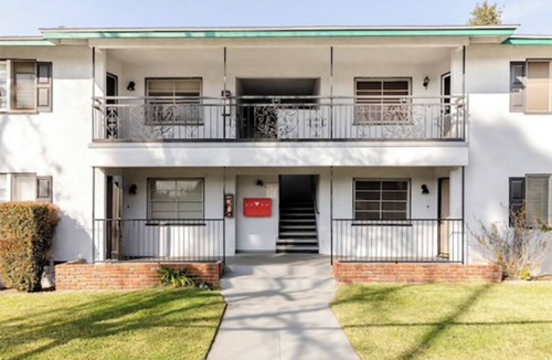 Pasadena Apartment | Large 1BR Retreat, Steps from Shops & Market