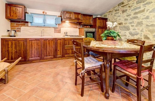 Fratticciola Villa | Large Tuscan Villa near Cortona