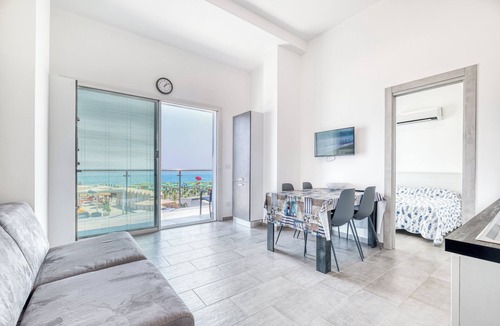 Borghetto Santo Spirito Apartment | Le Lanterne 1 - Luxury Apartments, Borghetto Santo Spirito, Italy