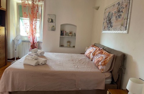 Pitelli House | LE SOLEIL DOREE' Maison Du Mere' LERICI 5 TERRE