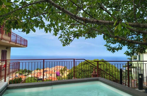 Torre del Mare Apartment | Le Tre Terrazze sul Blu vista mare, piscina idromassaggio, posto auto coperto